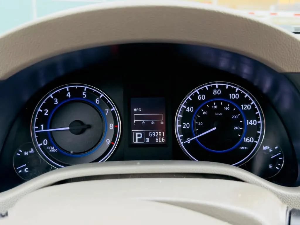 Used 2013 INFINITI G37 Journey w/ Premium Pkg RWD image 15