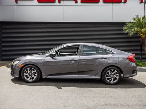 Used 2016 Honda Civic EX image 2