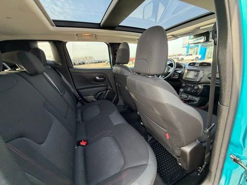 Used 2020 Jeep Renegade Trailhawk w/ Cold Weather Group image 25