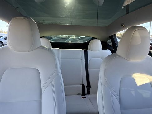 Used 2023 Tesla Model Y Long Range image 26