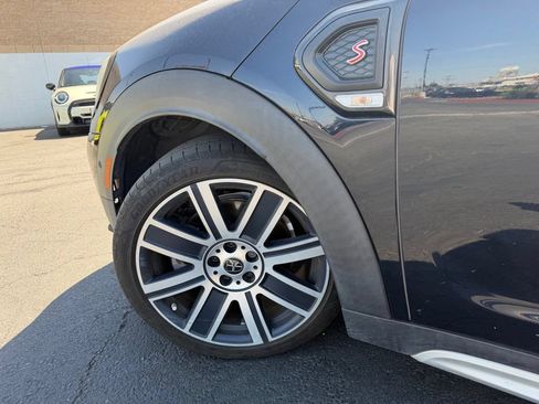 Used 2022 MINI Cooper Countryman S FWD image 3