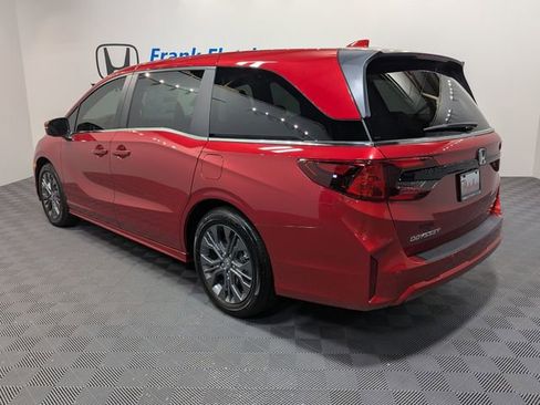 New 2026 Honda Odyssey Touring image 4