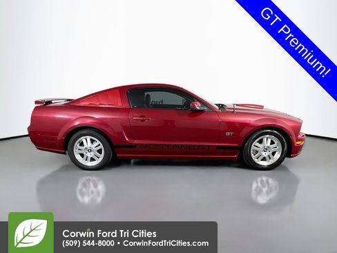 Used 2008 Ford Mustang GT Premium RWD image 17