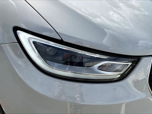 Used 2021 Chrysler Pacifica Pinnacle image 27