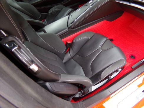 Used 2021 Chevrolet Corvette Stingray Premium Conv w/ Z51 Performance Package RWD image 25