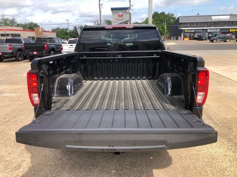 New 2025 GMC Sierra 1500 Elevation image 41