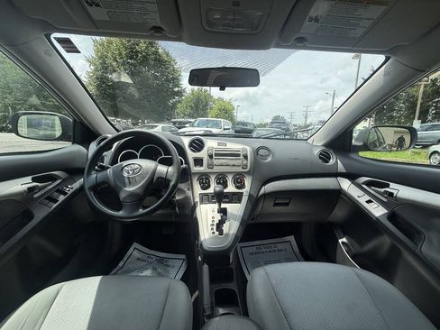 Used 2009 Toyota Matrix w/ PWR Pkg FWD image 16