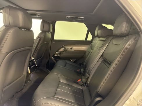 Used 2024 Land Rover Range Rover Sport Dynamic SE image 22