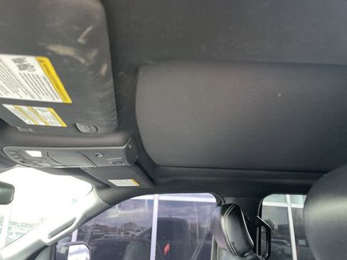 Used 2019 Ford F150 Lariat w/ Equipment Group 502A Luxury image 12