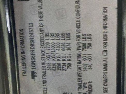 Used 2025 Chevrolet Suburban Premier image 30