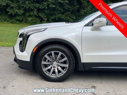Used 2023 Cadillac XT4 Sport w/ Sun And Sound Package AWD/4WD image 10