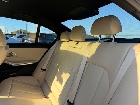 Used 2021 BMW 330i Sedan w/ Convenience Package RWD image 23