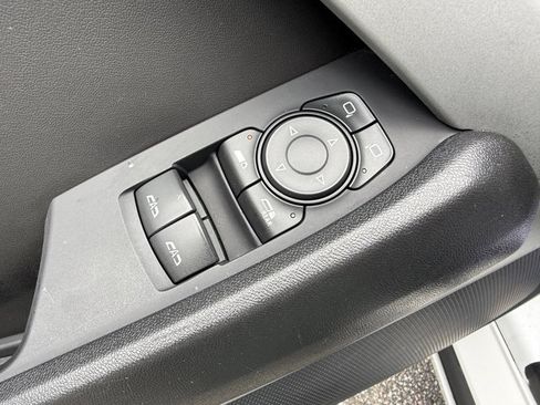 Used 2023 Chevrolet Camaro LT RWD image 11