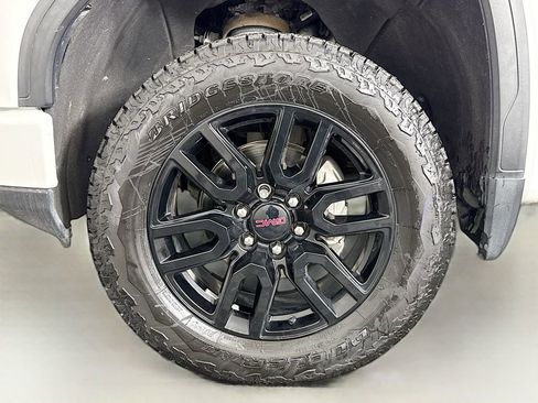 Used 2022 GMC Sierra 1500 Elevation w/ Preferred Package image 30