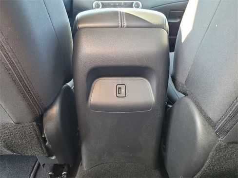 Used 2024 Nissan Sentra SV image 17