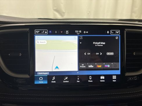New 2026 Chrysler Pacifica Select FWD image 18