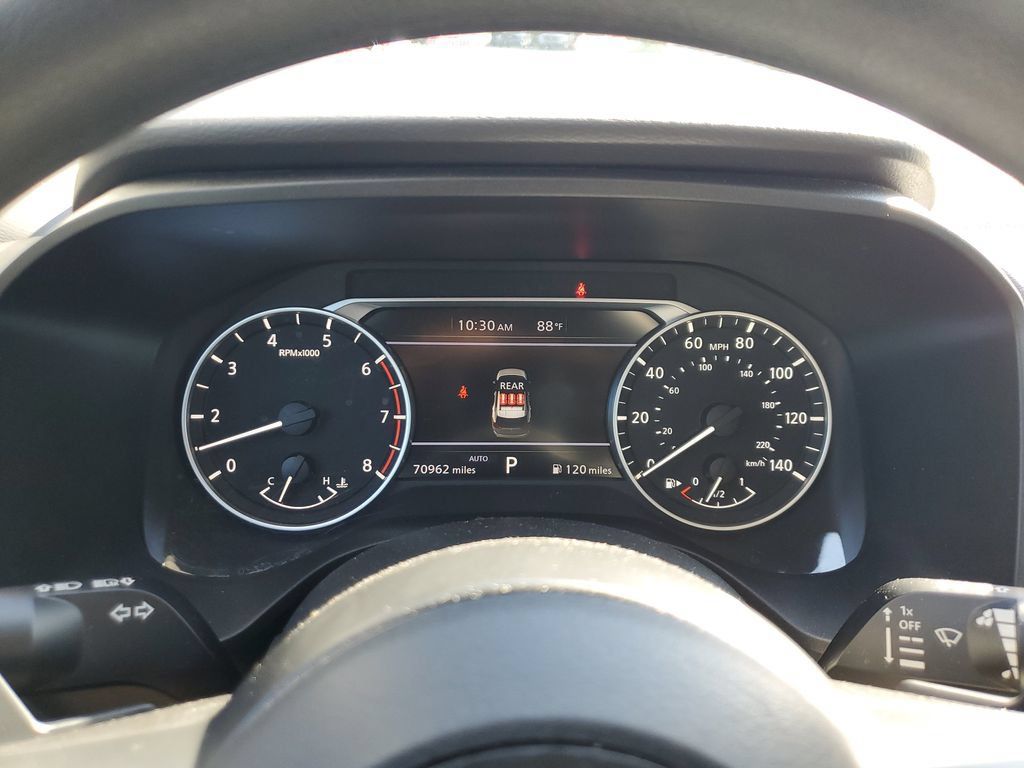 Used 2024 Nissan Rogue S AWD/4WD image 26
