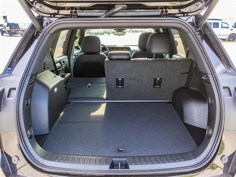 New 2026 GMC Terrain AT4 w/ Technology Package II image 14