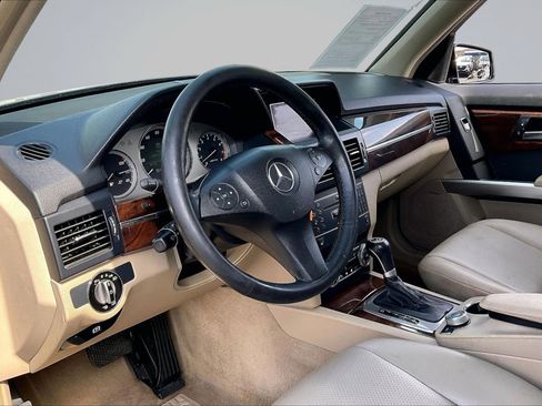 Used 2010 Mercedes-Benz GLK 350 4MATIC image 13
