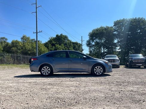 Used 2024 Toyota Corolla LE FWD image 7