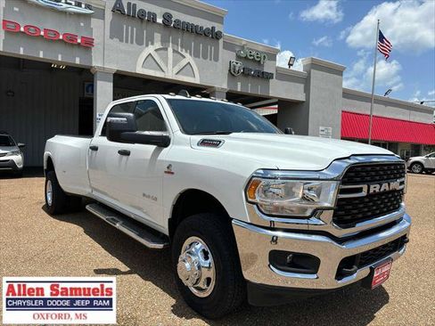 Certified 2024 RAM 3500 Big Horn AWD/4WD image 1