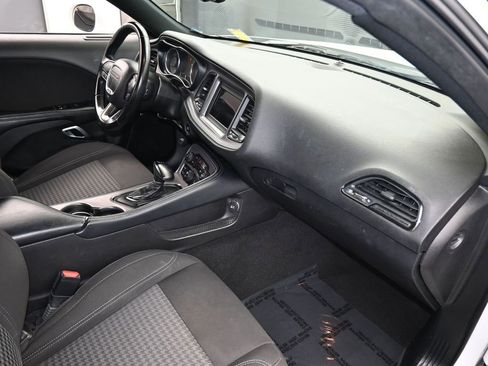 Used 2023 Dodge Challenger SXT image 36