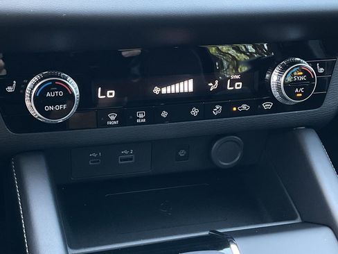 New 2026 Nissan Rogue SL AWD/4WD image 33