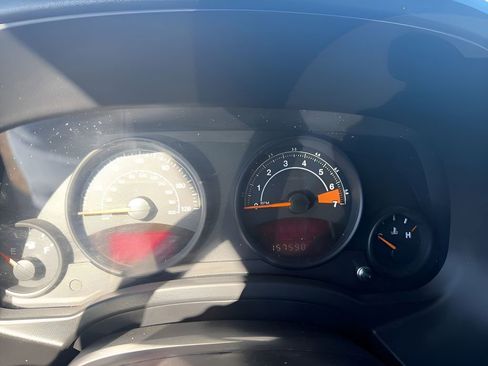 Used 2015 Jeep Patriot Latitude AWD/4WD image 19