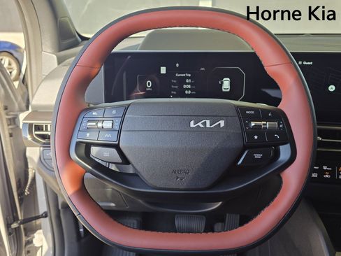 New 2025 Kia Sportage X-Line Prestige image 19