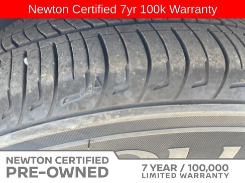 Used 2025 Nissan Versa S w/ Trunk Package FWD image 6