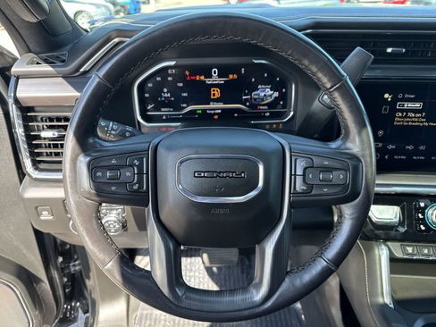 Used 2024 GMC Sierra 3500 Denali Ultimate AWD/4WD image 29