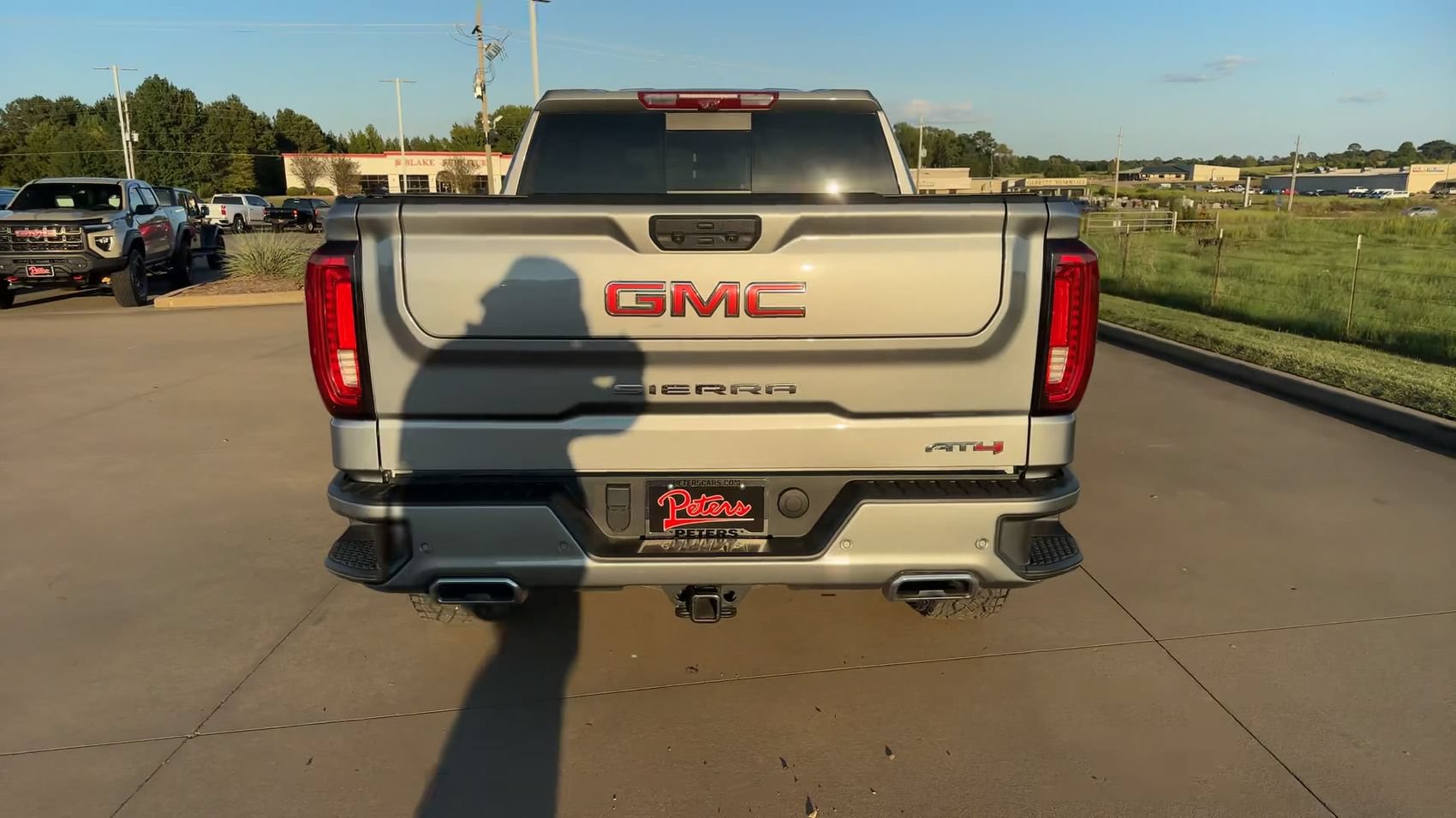 Used 2024 GMC Sierra 1500 AT4 w/ Technology Package AWD/4WD image 8