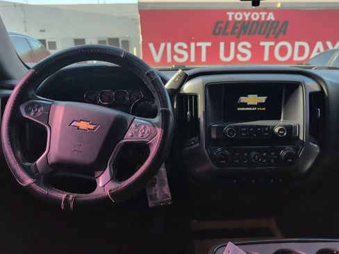 Used 2018 Chevrolet Silverado 1500 LT w/ All Star Edition RWD image 11
