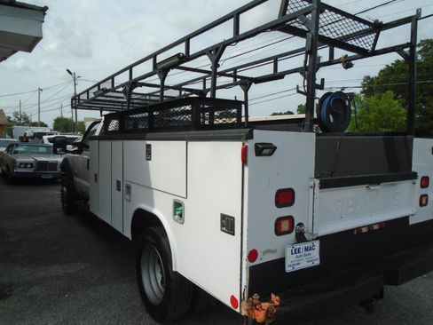 Used 2016 Ford F550 4x4 SuperCab Super Duty image 6