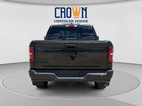 Used 2025 RAM 1500 Big Horn AWD/4WD image 4