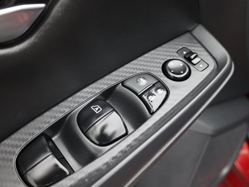 Used 2021 Nissan Sentra SV FWD image 14