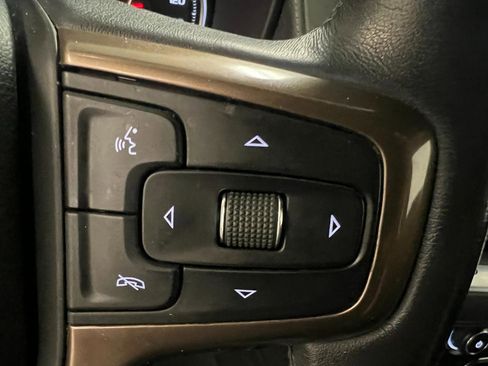 Used 2021 Chevrolet Tahoe High Country w/ Premium Package AWD/4WD image 38