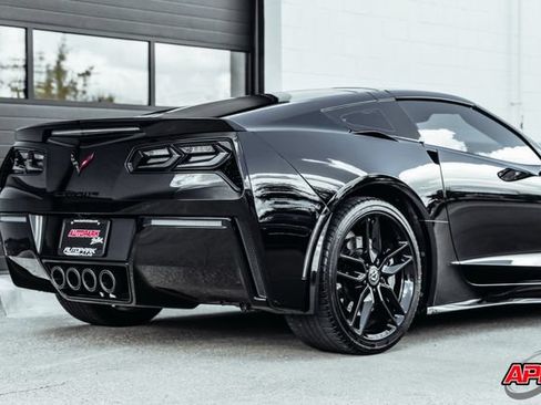 Used 2016 Chevrolet Corvette Stingray Coupe RWD image 51