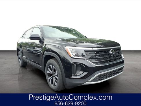 New 2026 Volkswagen Atlas Cross Sport SE AWD/4WD image 1
