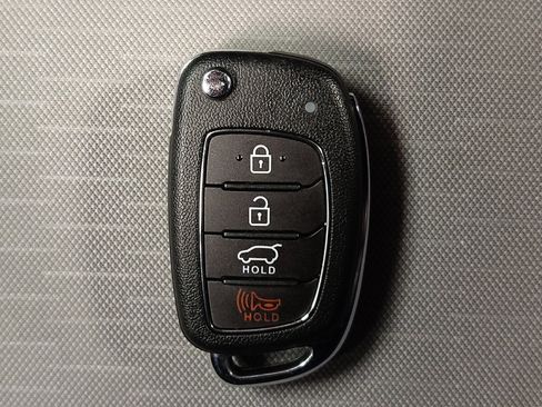 Used 2020 Hyundai Tucson SE FWD image 32