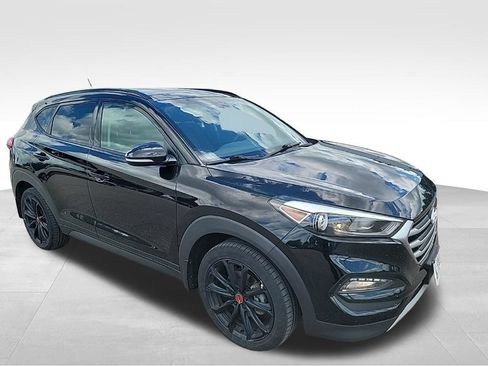 Used 2017 Hyundai Tucson Night AWD/4WD image 4