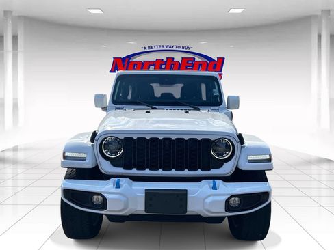 Used 2024 Jeep Wrangler High Altitude AWD/4WD image 8
