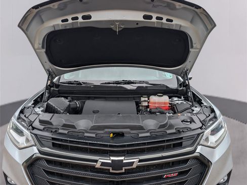 Used 2021 Chevrolet Traverse RS FWD image 38