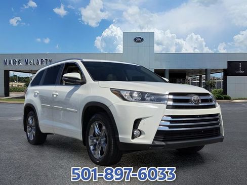 Used 2018 Toyota Highlander Limited Platinum AWD/4WD image 7