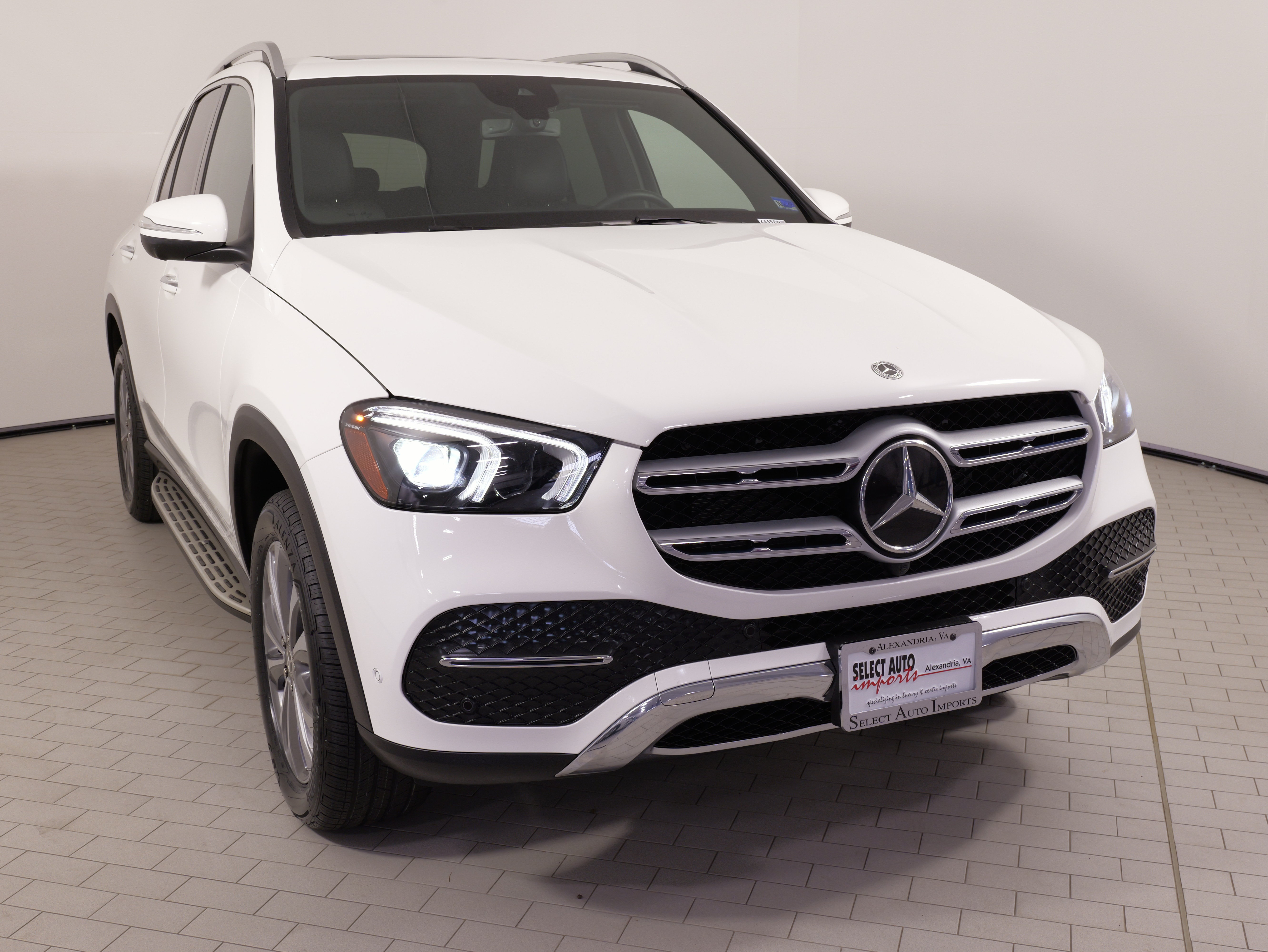 Used 2021 Mercedes-Benz GLE 350 4MATIC image 5