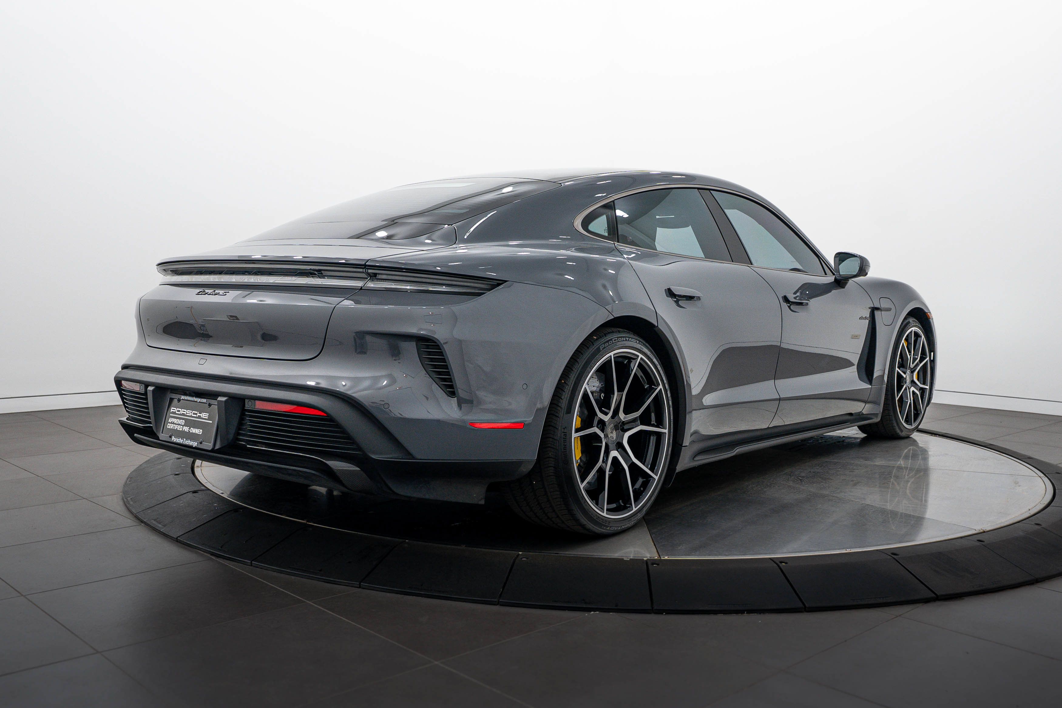 Certified 2026 Porsche Taycan Turbo S AWD/4WD image 7