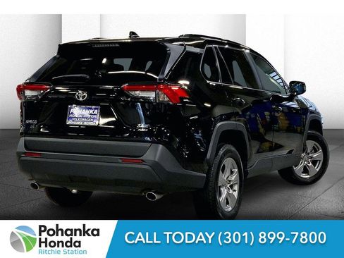 Used 2025 Toyota RAV4 XLE image 13