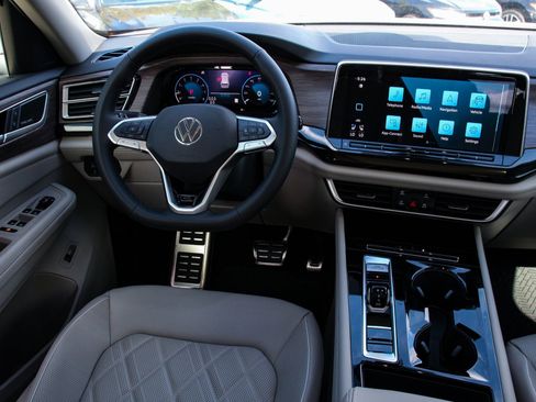 New 2026 Volkswagen Atlas SEL Premium R-Line AWD/4WD image 26