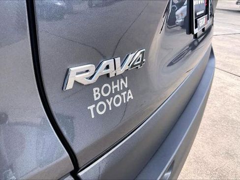 Certified 2025 Toyota RAV4 XLE Premium image 9