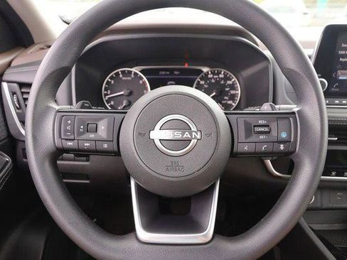 Used 2025 Nissan Altima 2.5 SV w/ SV Special Edition Package image 10